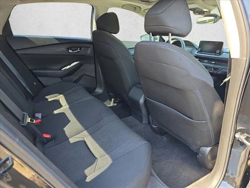 Used 2023 Honda Accord EX image 11