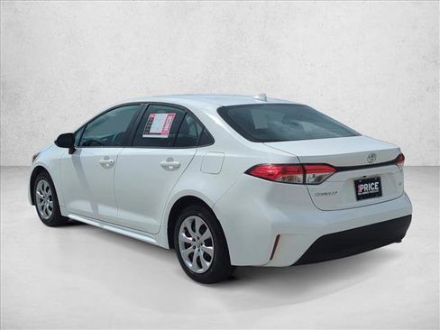 Used 2023 Toyota Corolla LE FWD image 7