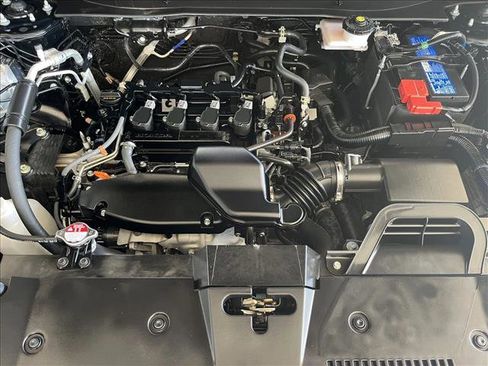 Certified 2025 Honda CR-V EX image 16