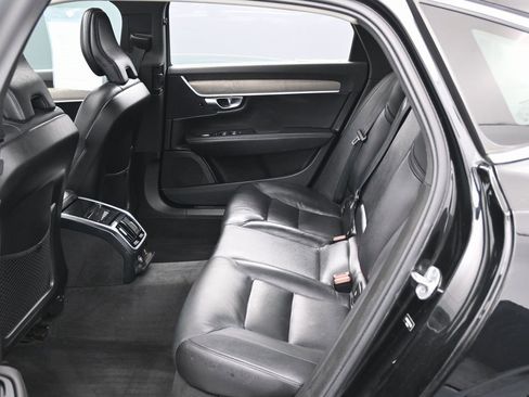 Used 2023 Volvo S90 B6 Plus w/ Protection Package Premier image 33