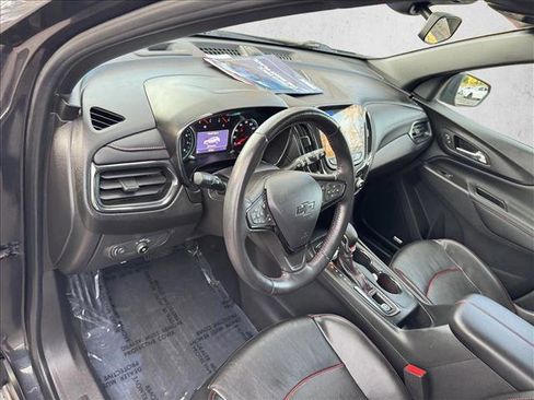 Used 2022 Chevrolet Equinox RS w/ RS Leather Package image 11