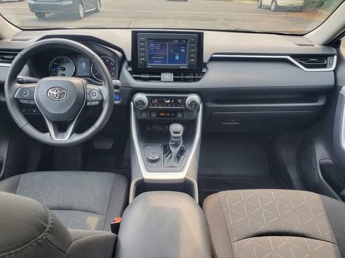 Used 2022 Toyota RAV4 XLE w/ Convenience Package AWD/4WD image 13
