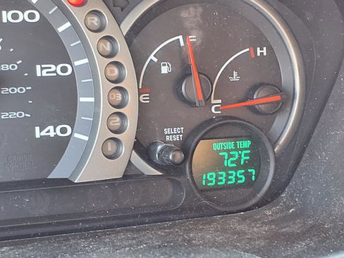 Used 2005 Honda Pilot EX-L image 11