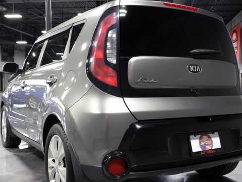 Used 2016 Kia Soul + FWD image 27