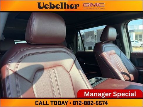 Used 2024 Ford Expedition Max Limited AWD/4WD image 4