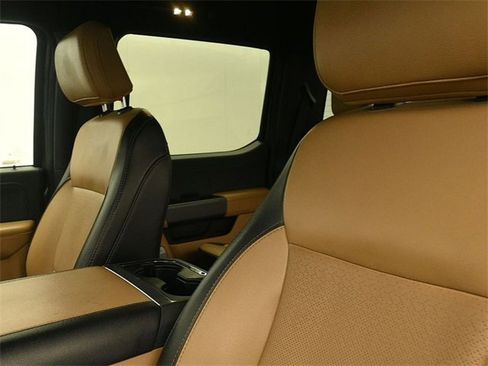 Used 2023 Ford F350 Lariat w/ Tow Technology Package image 19