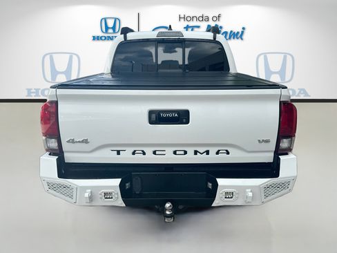 Used 2023 Toyota Tacoma SR AWD/4WD image 6