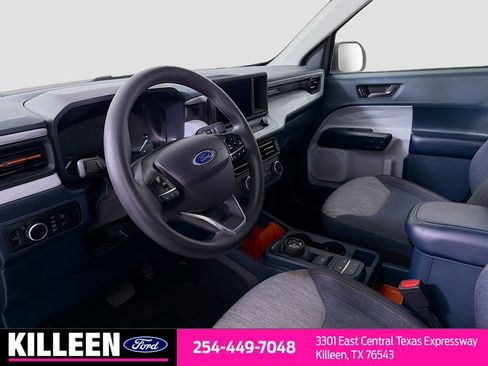 Used 2023 Ford Maverick XLT image 10