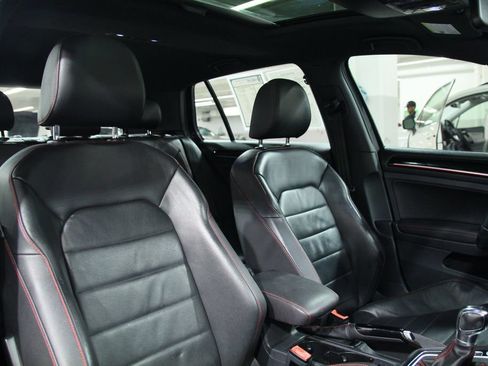 Used 2016 Volkswagen GTI 4-Door FWD image 21