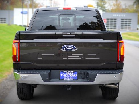 Used 2024 Ford F150 Lariat image 6