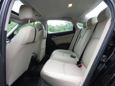 Used 2016 Honda Civic EX image 19
