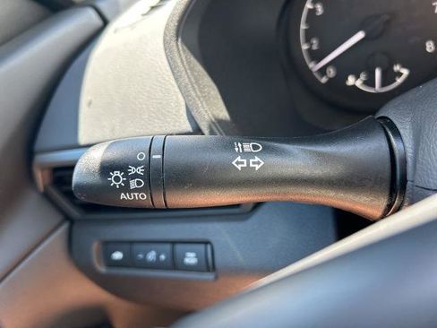 Certified 2025 Nissan Altima 2.5 S FWD image 28