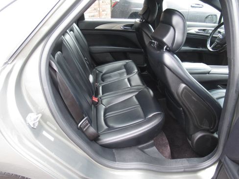 Used 2017 Lincoln MKZ Premiere image 7