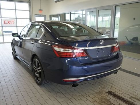 Used 2017 Honda Accord Sport Special Edition image 10
