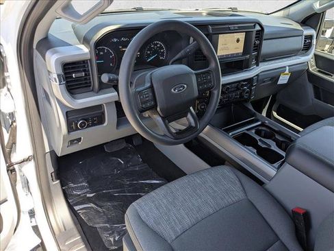 New 2026 Ford F250 XLT w/ FX4 Off-Road Package AWD/4WD image 3