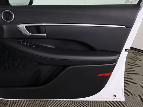 Used 2025 Hyundai Sonata SEL FWD image 20