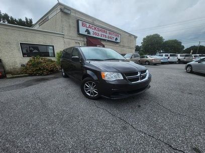 Used 2016 Dodge Grand Caravan SE