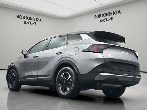 New 2026 Kia Sportage LX FWD image 12