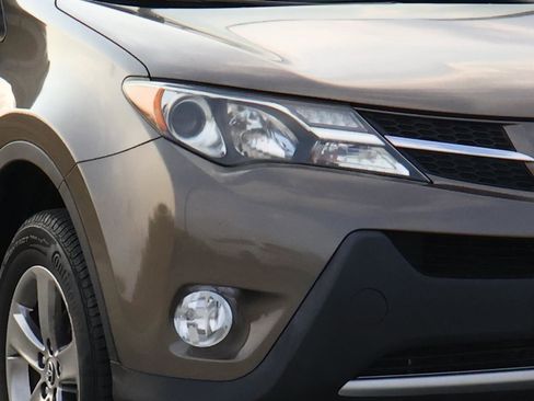 Used 2015 Toyota RAV4 XLE image 7