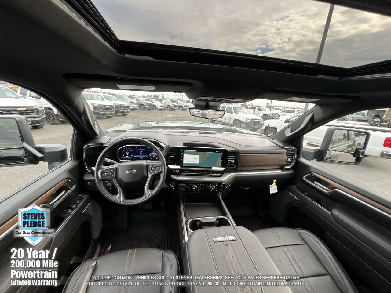 Certified 2025 Chevrolet Silverado 2500 High Country w/ High Country Premium Package AWD/4WD image 25