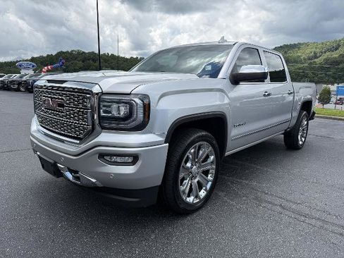 Used 2018 GMC Sierra 1500 Denali w/ Denali Ultimate Package AWD/4WD image 1