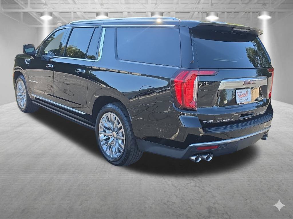 Used 2023 GMC Yukon XL Denali w/ Denali Reserve Package AWD/4WD image 9