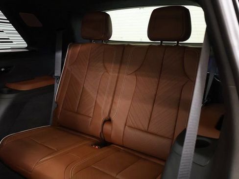 New 2026 Cadillac Vistiq Platinum image 23