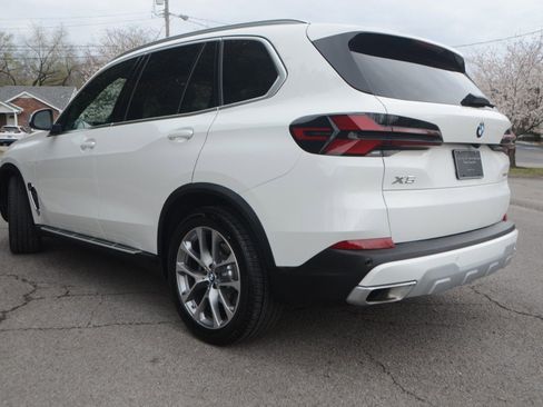 Used 2026 BMW X5 xDrive40i AWD/4WD image 23