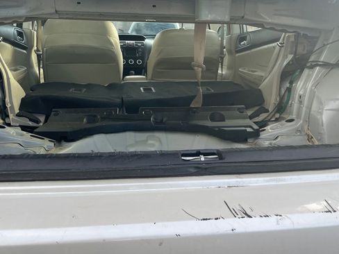 Used 2013 Subaru Impreza 2.0i Limited image 27