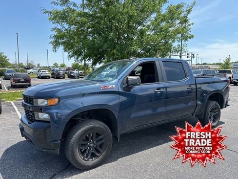 Used 2020 Chevrolet Silverado 1500 Custom Trail Boss w/ Custom Convenience Package AWD/4WD image 1