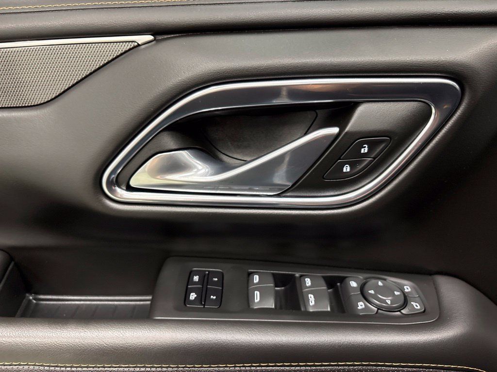 Certified 2023 GMC Yukon AT4 AWD/4WD image 15