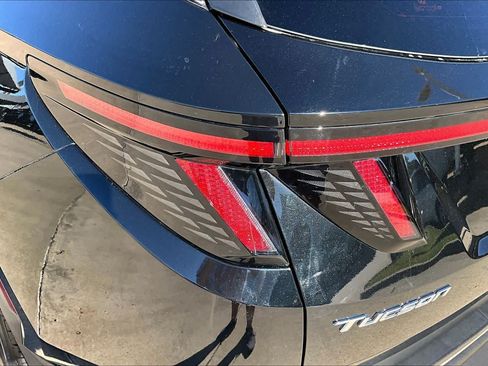 Used 2022 Hyundai Tucson SEL FWD image 27