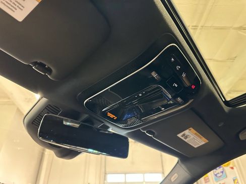Used 2022 Mercedes-Benz C 300 4MATIC Sedan image 31