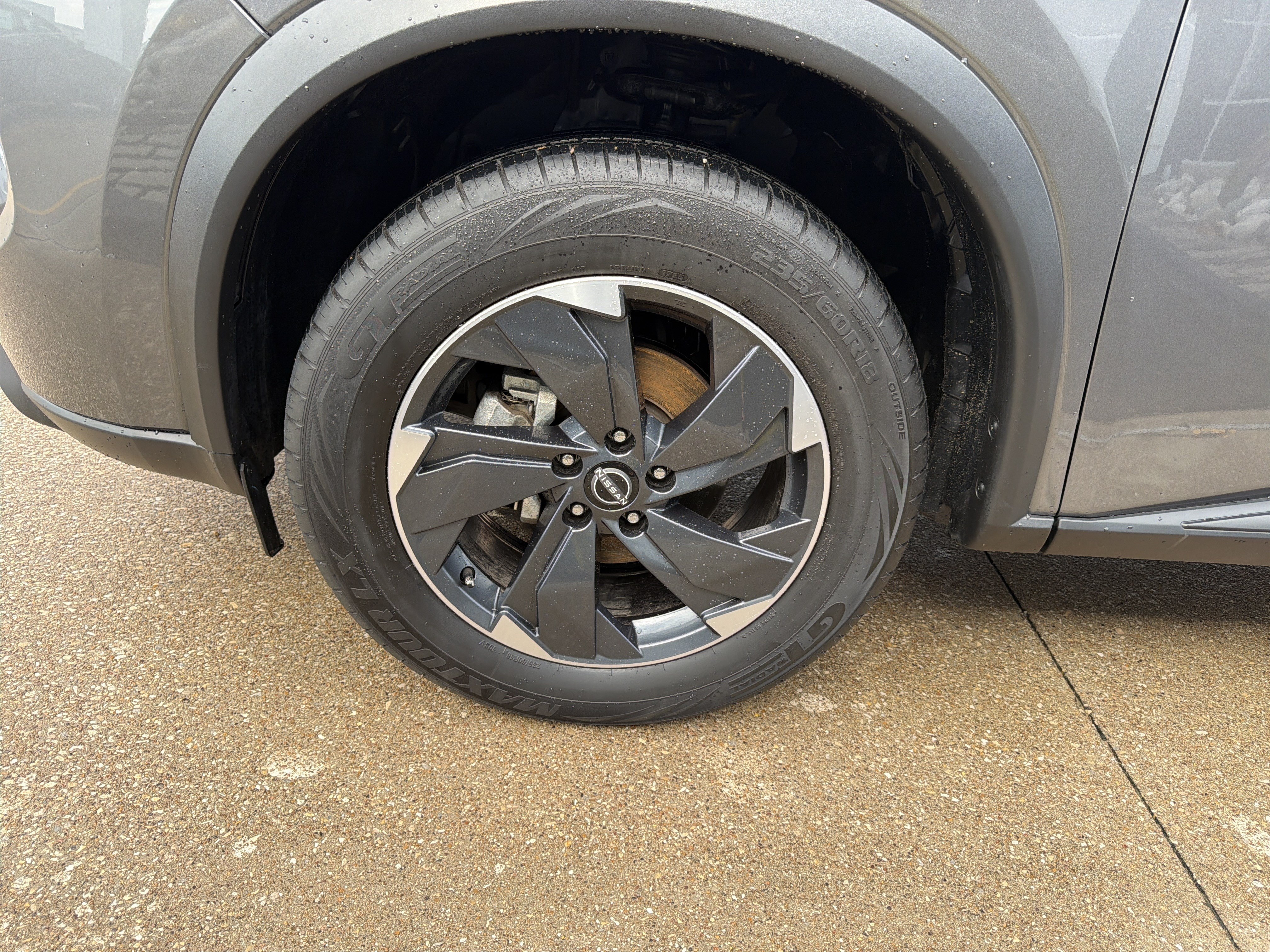 Used 2025 Nissan Rogue SV AWD/4WD image 27