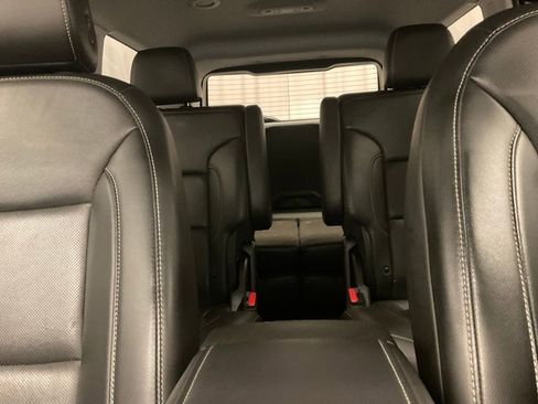 Used 2023 GMC Acadia SLT image 24