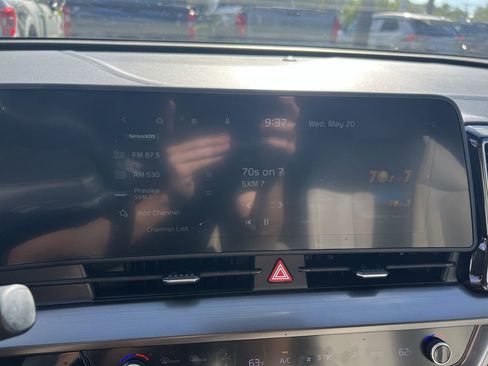 Used 2023 Kia Sportage EX FWD image 23