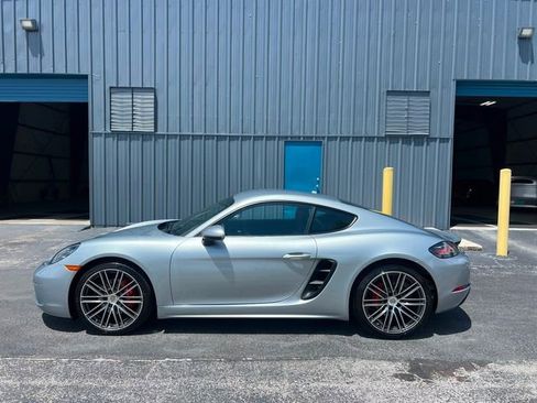 Used 2021 Porsche 718 Cayman S RWD image 65