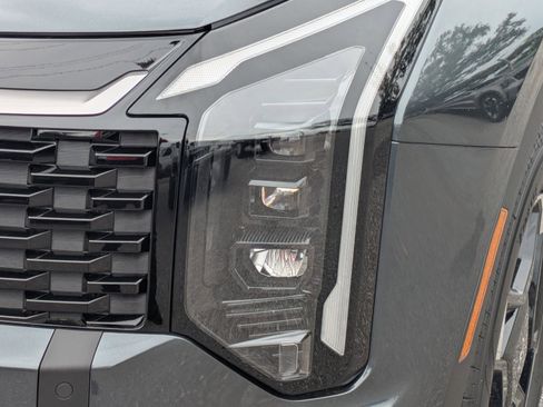 New 2026 Kia Sportage EX w/ EX Panoramic Sunroof Package image 12