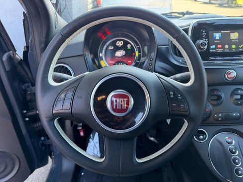 Used 2018 FIAT 500 e image 12