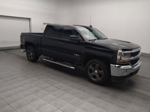 Used 2017 Chevrolet Silverado 1500 LT w/ Texas Edition image 11