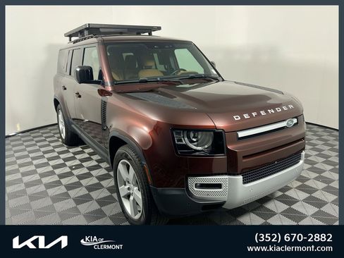 Used 2023 Land Rover Defender 130 SE image 1