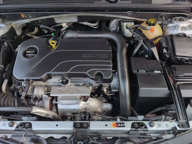 Certified 2022 Chevrolet Malibu LT FWD image 22