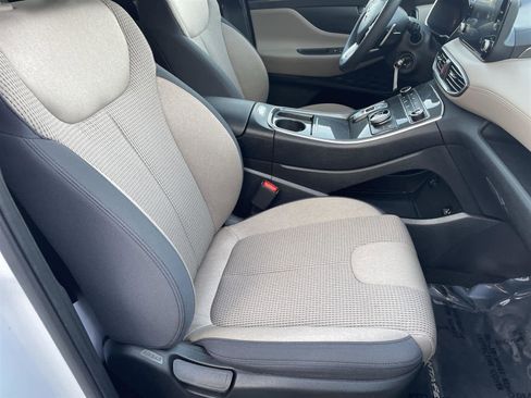 Used 2023 Hyundai Santa Fe SE image 17