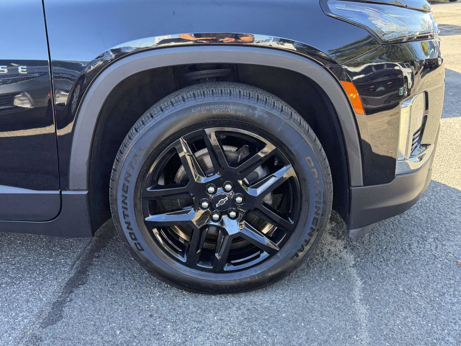 Used 2023 Chevrolet Traverse LT AWD/4WD image 6