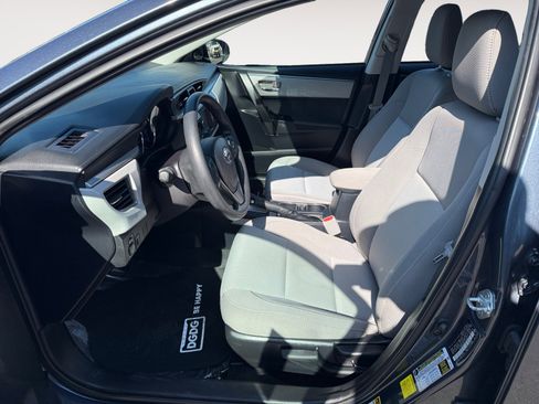 Used 2016 Toyota Corolla LE image 10