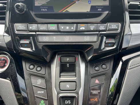 Used 2022 Honda Odyssey Elite image 21