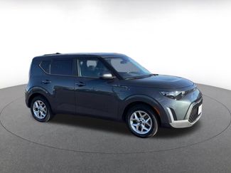 Used 2025 Kia Soul LX w/ LX Technology Package FWD video 2