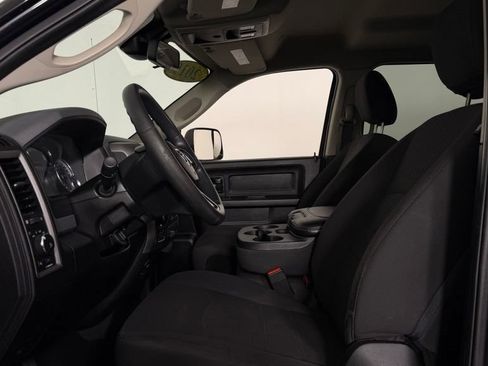 Used 2019 RAM 1500 Express w/ Wheel & Sound Group AWD/4WD image 12