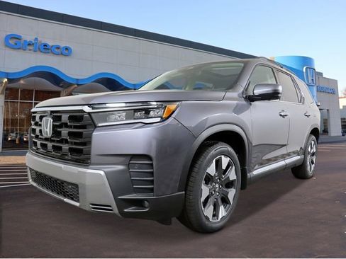 New 2026 Honda Pilot Touring image 1