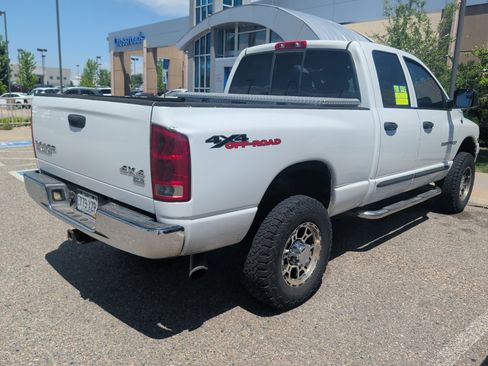 Used 2004 Dodge Ram 2500 Truck SLT w/ Off-Road Group AWD/4WD image 4
